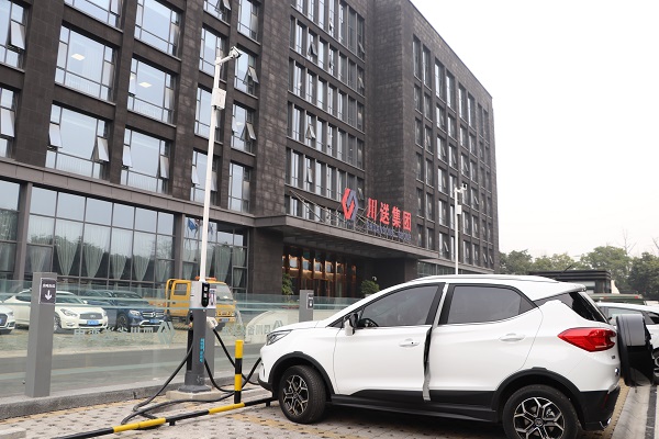 1643166019643008595.jpg IMG_7585.jpg