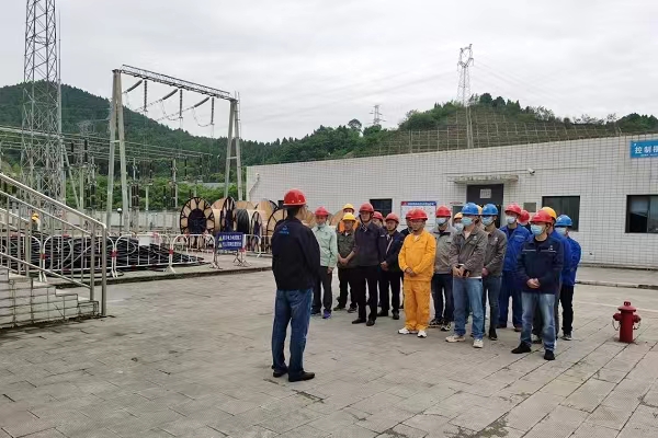 1652930489025067115.jpg 0e04ba0a1e3f2bcaabd5f24ffd8e444.jpg