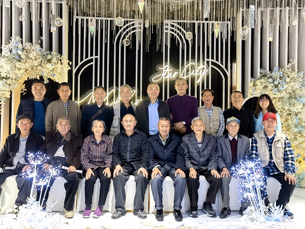 1684206935253031117.jpg 南充片区退休老同志慰问.jpg