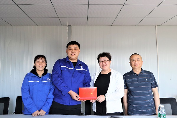 1685429878822043240.jpg IMG_1548.jpg