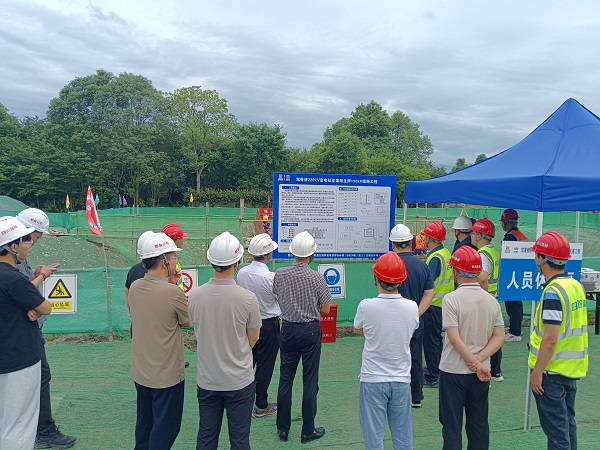 1751008634597057583.jpg 0136cb5e94b3a94adc7c90bbff1468a.jpg